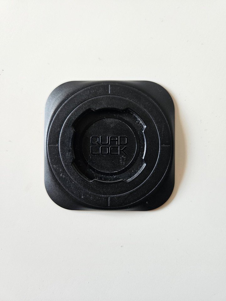 Adaptador Universal Quad Lock MAG para Teléfono